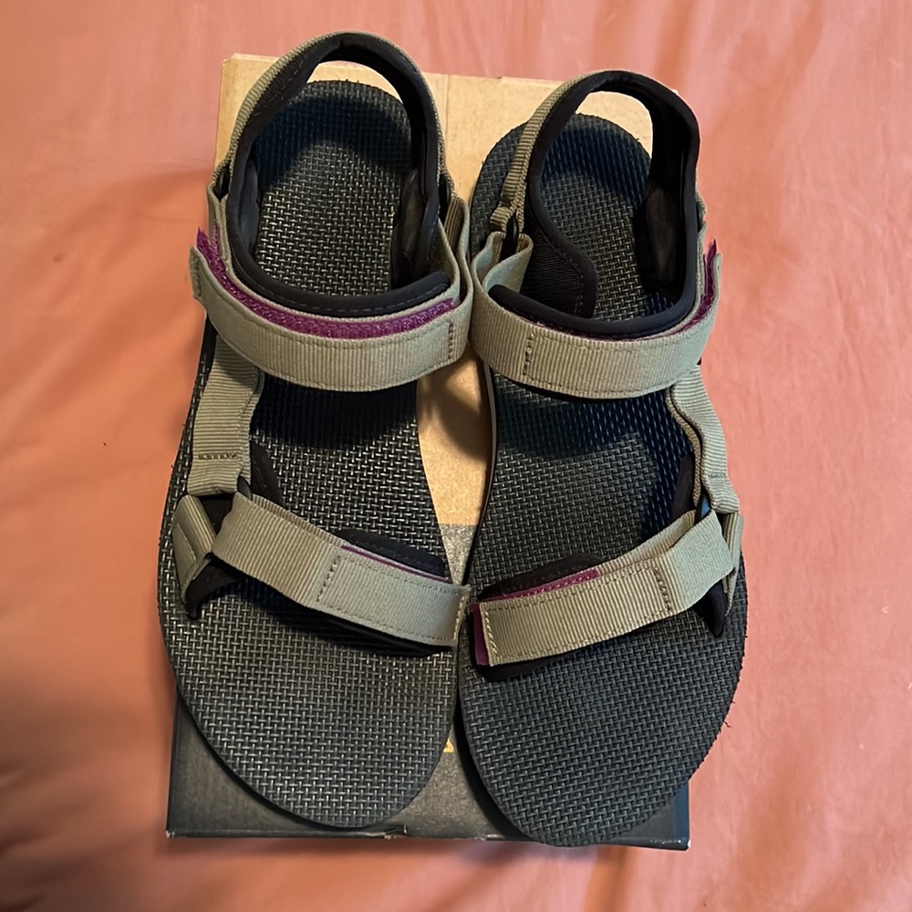 TEVA WOMEN’S UNIVERSAL ROAM SANDAL / SIZE 10 / OLIVE - Picture 3 of 6